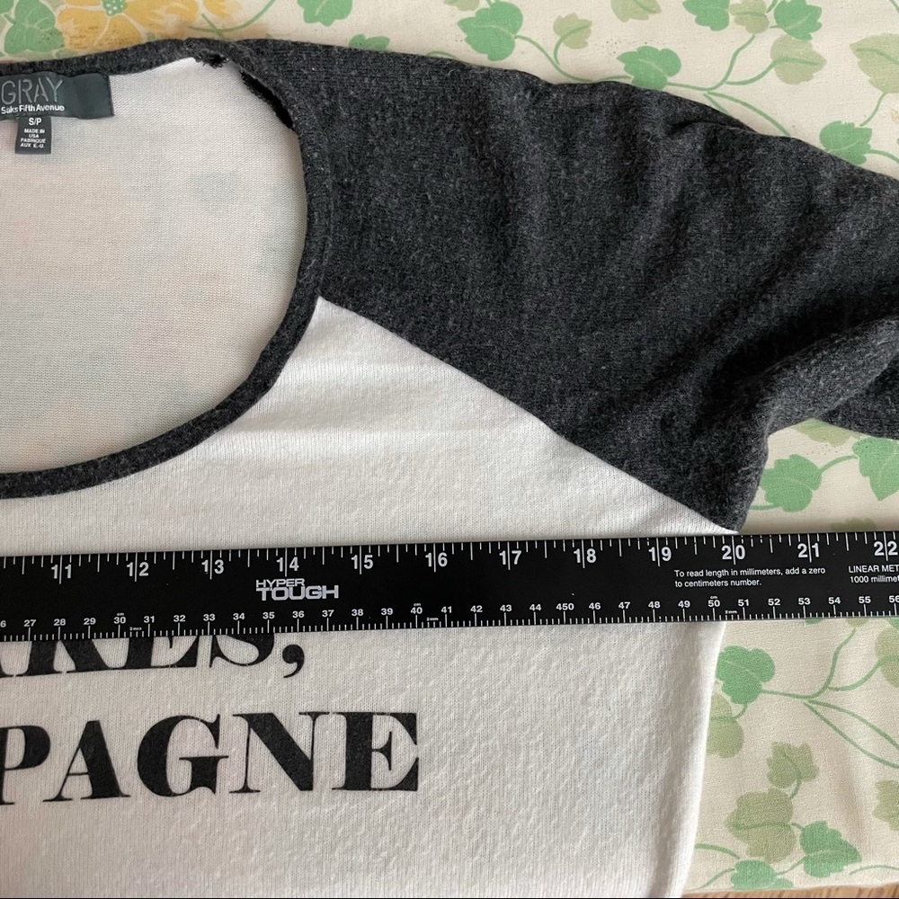 Gray Sak's Fifth Avenue Cupcakes Champagne & Chanel Shirt Small - Picture 8 of 9